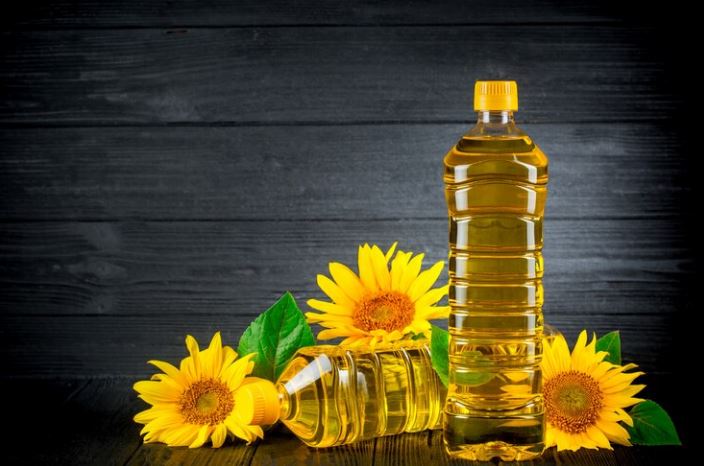 Wholesale Edible Sunflower Oil for Refugee Camps; Affordable Pricing & On-Time Delivery